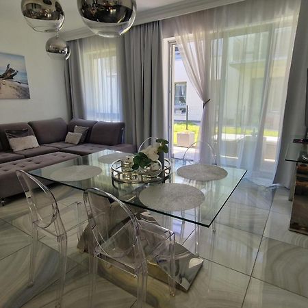 Maxim Apartment Pobierowo Eksteriør billede