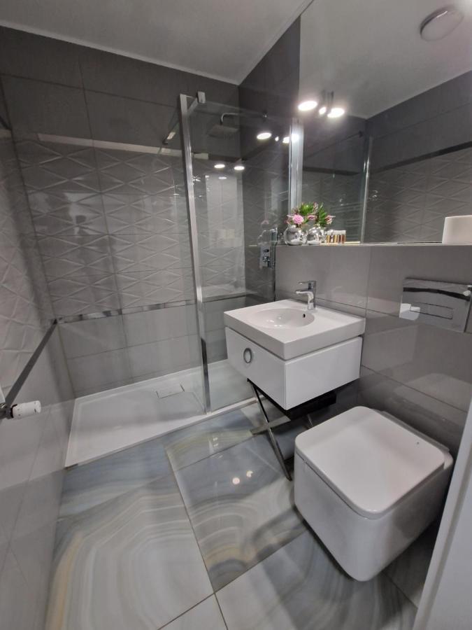Maxim Apartment Pobierowo Eksteriør billede