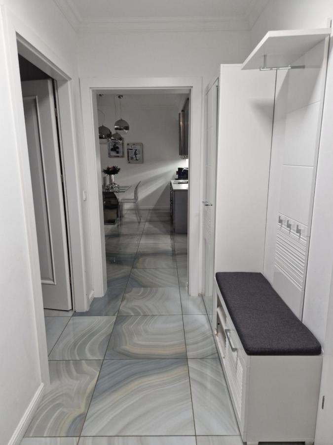 Maxim Apartment Pobierowo Eksteriør billede