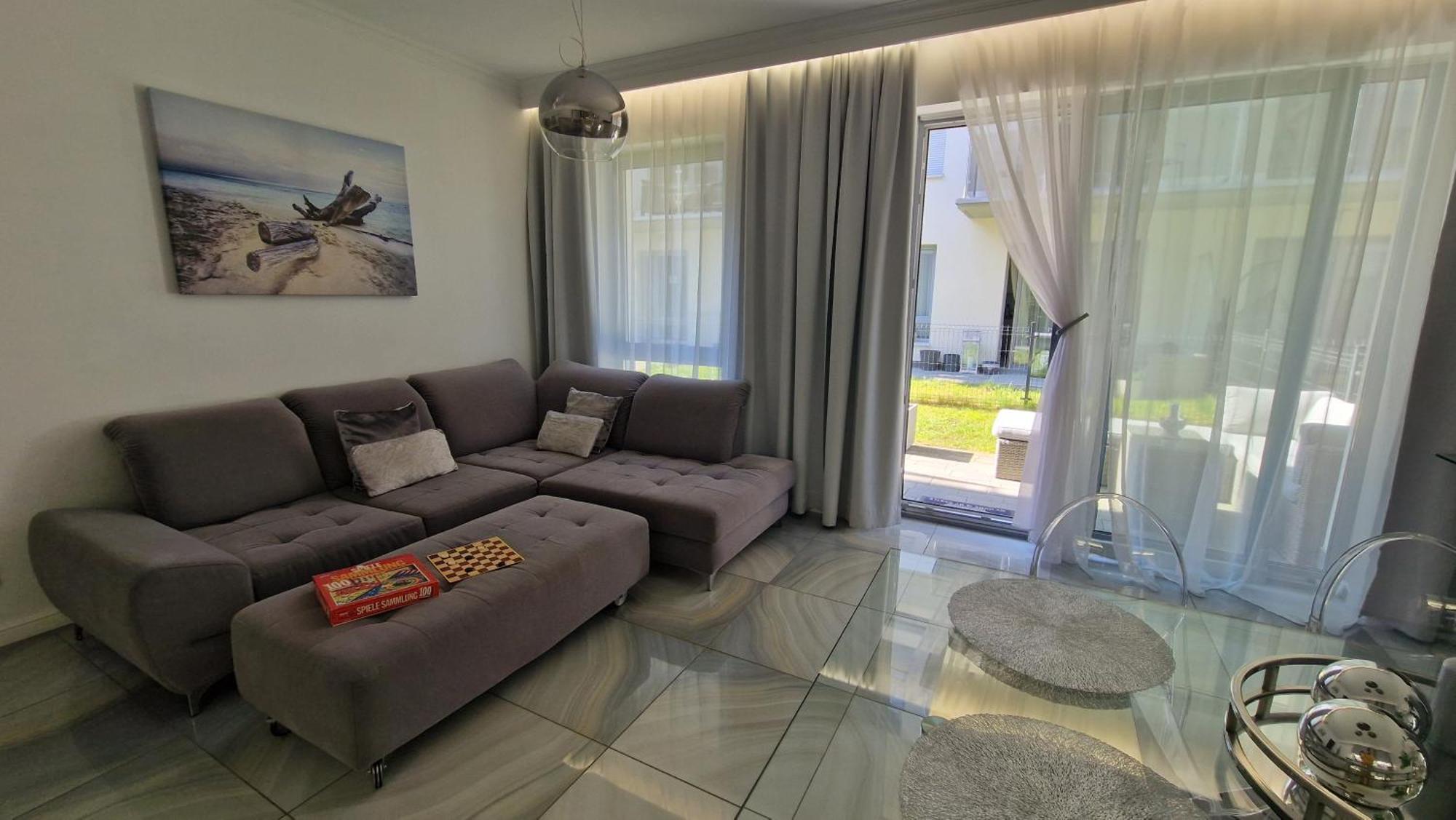Maxim Apartment Pobierowo Eksteriør billede