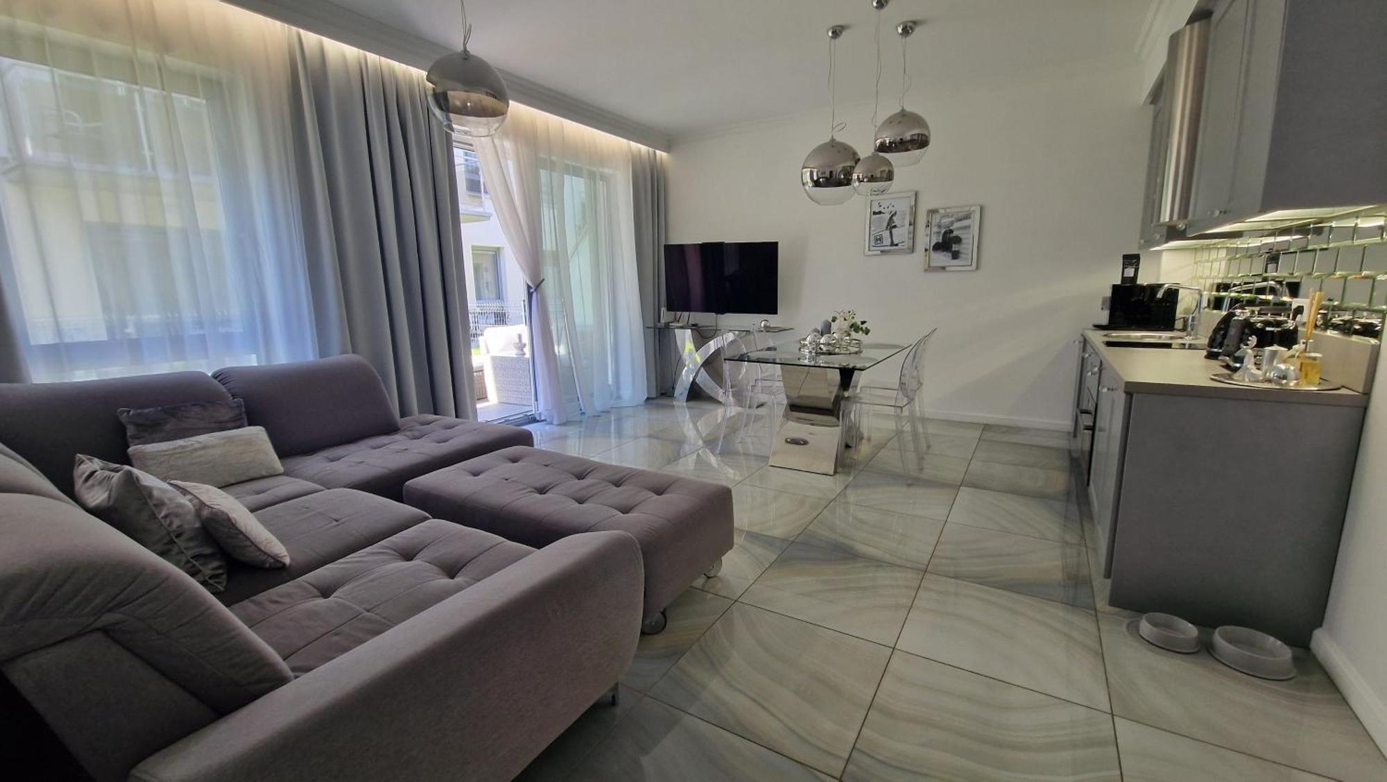Maxim Apartment Pobierowo Eksteriør billede