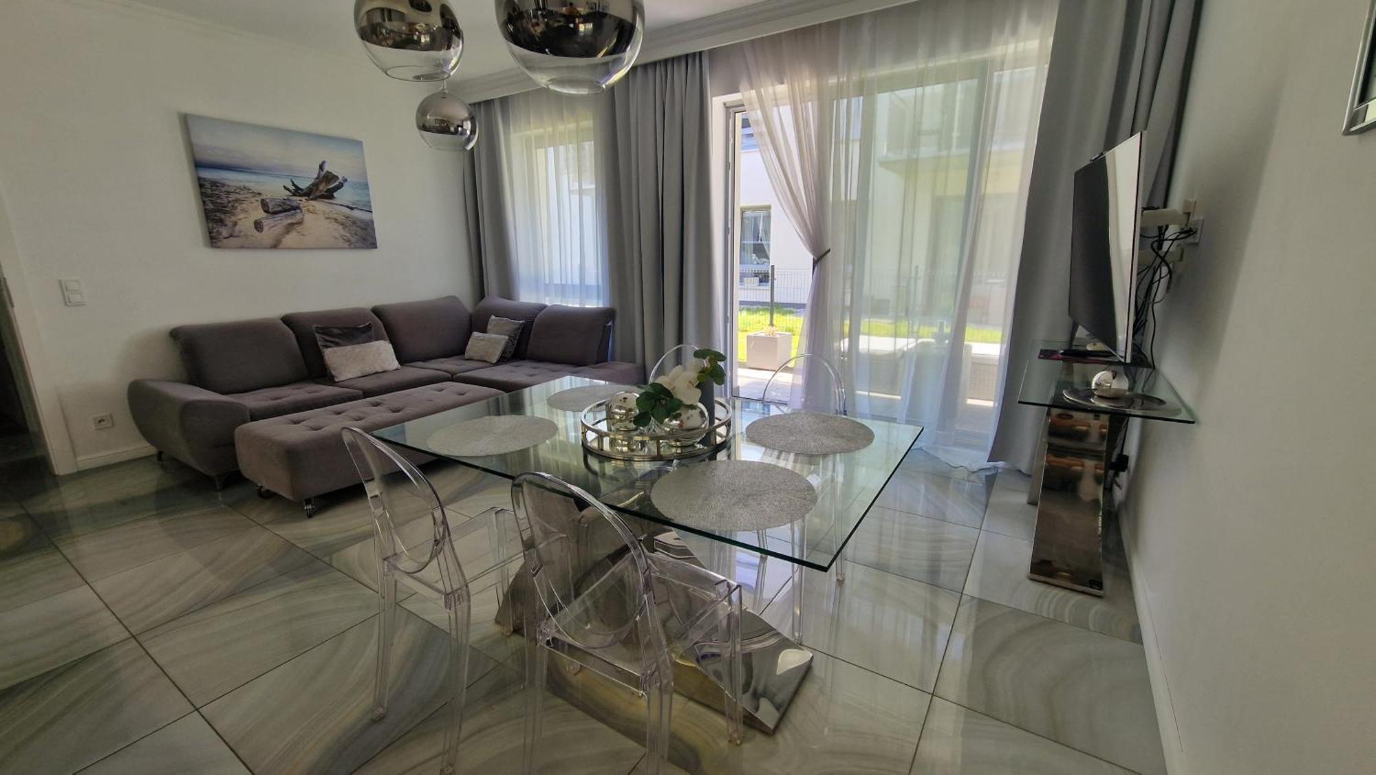 Maxim Apartment Pobierowo Eksteriør billede